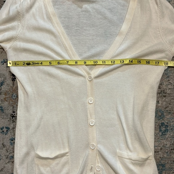 Forever 21 Boyfriend V-Neck Cream Cardigan - Picture 4 of 14